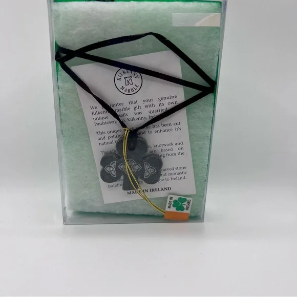 Kilkenny Marble Shamrock Pendant - Picture 2 of 2